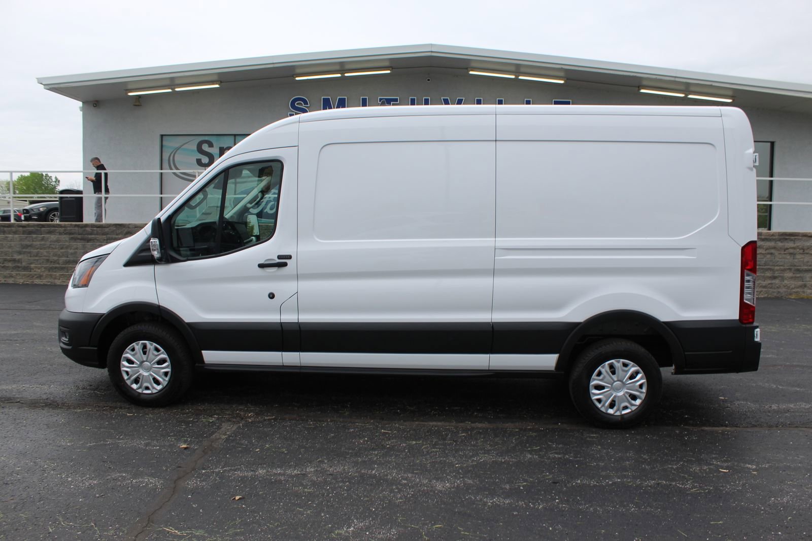 New 2025 Ford Transit 250 148 Medium Roof w/ Load Area Protection Package image 2