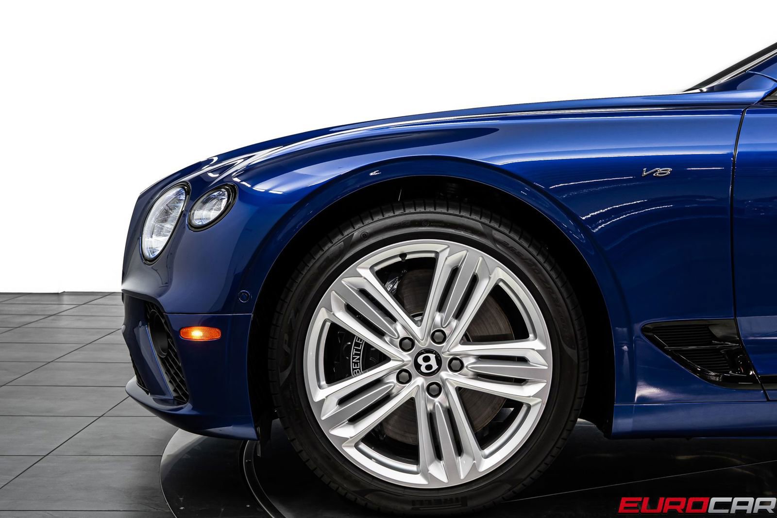 Used 2022 Bentley Continental GT AWD/4WD image 12