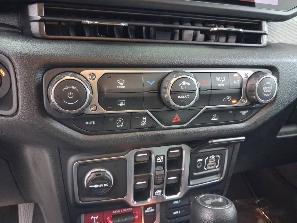 Used 2026 Jeep Wrangler Unlimited Sport AWD/4WD image 21