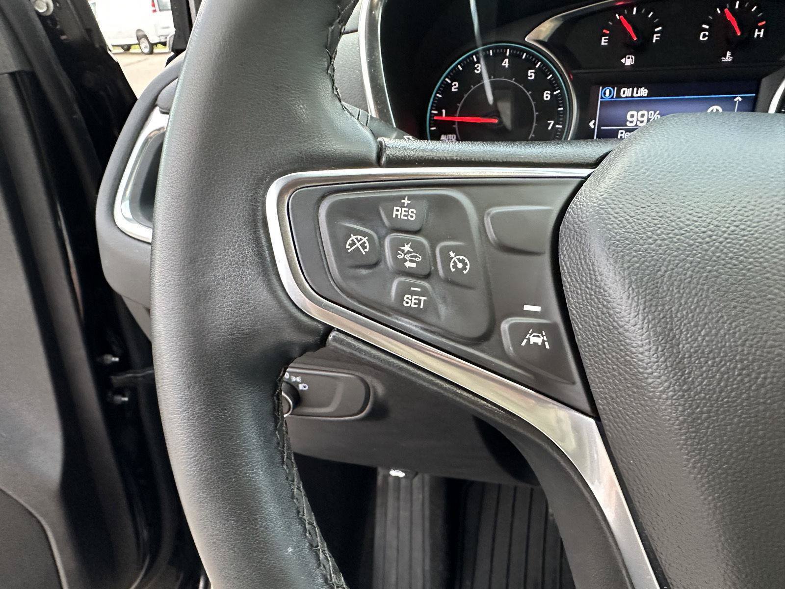 Used 2024 Chevrolet Equinox LT AWD/4WD image 23