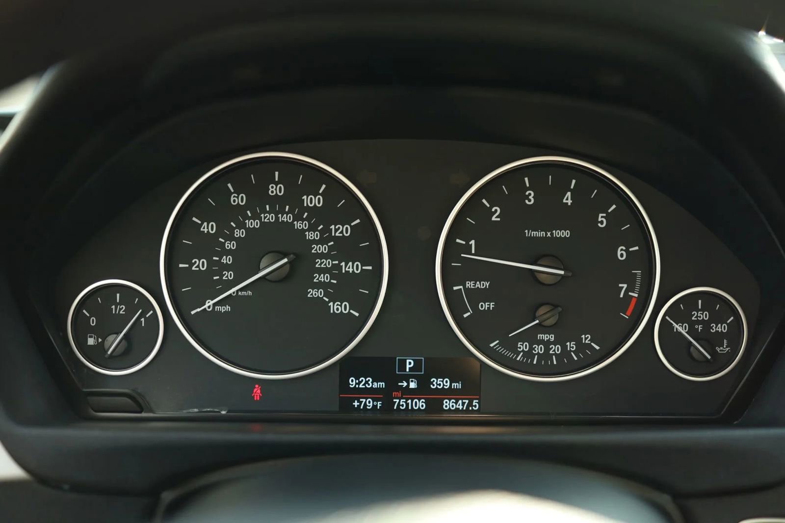 Used 2018 BMW 320i xDrive 320i xDrive Sedan 4D w/ Convenience Package image 20