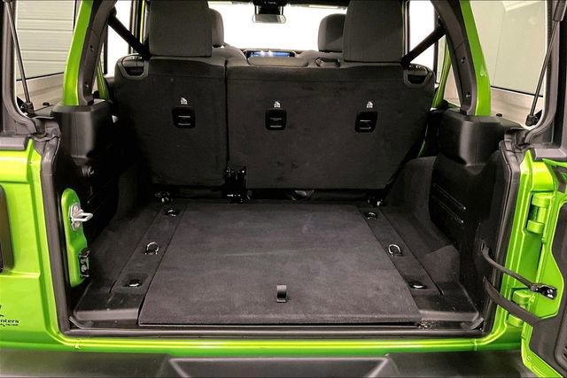 Used 2025 Jeep Wrangler Sport S image 36