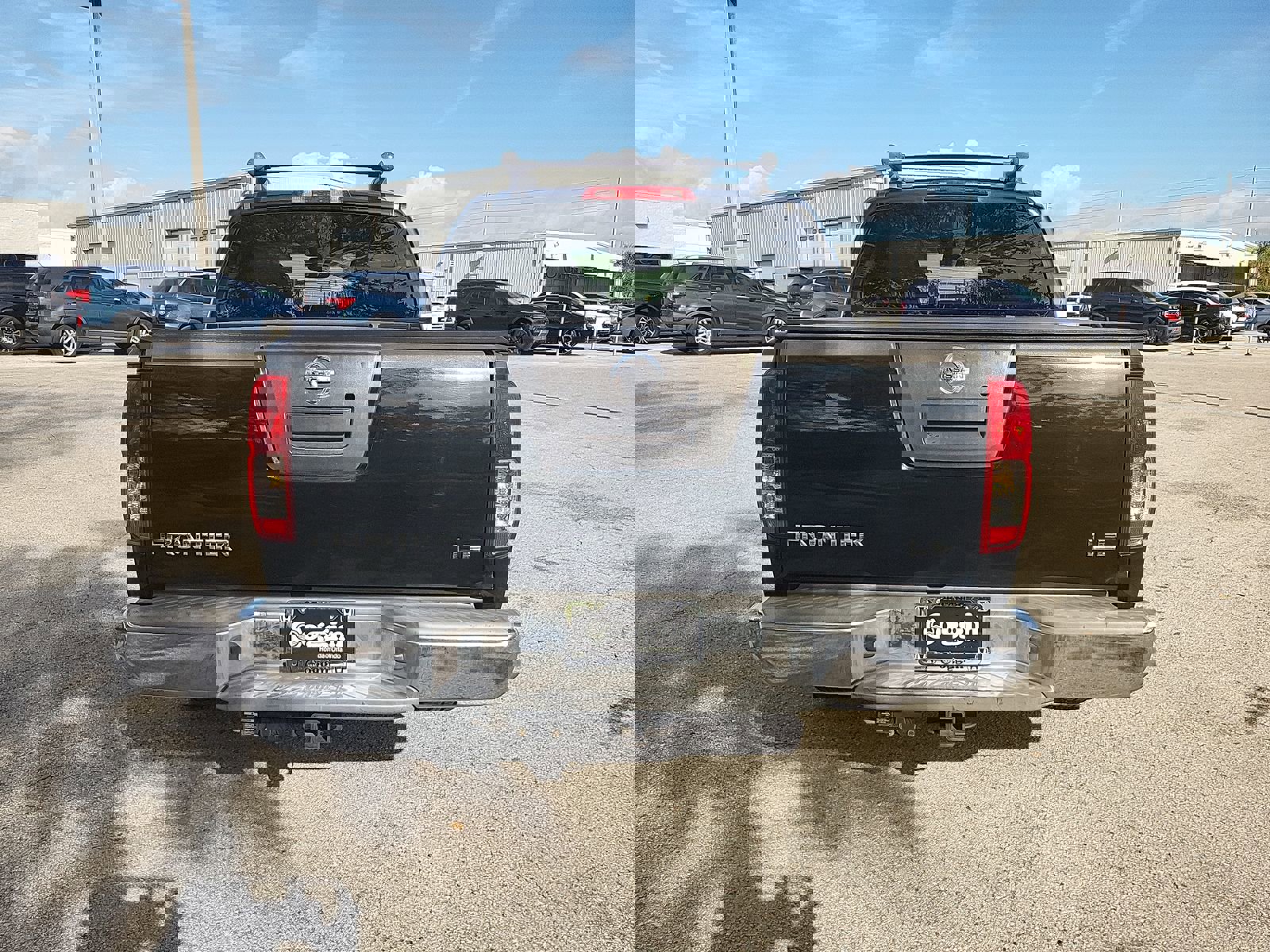 Used 2010 Nissan Frontier LE w/ LE Value Truck Pkg image 5