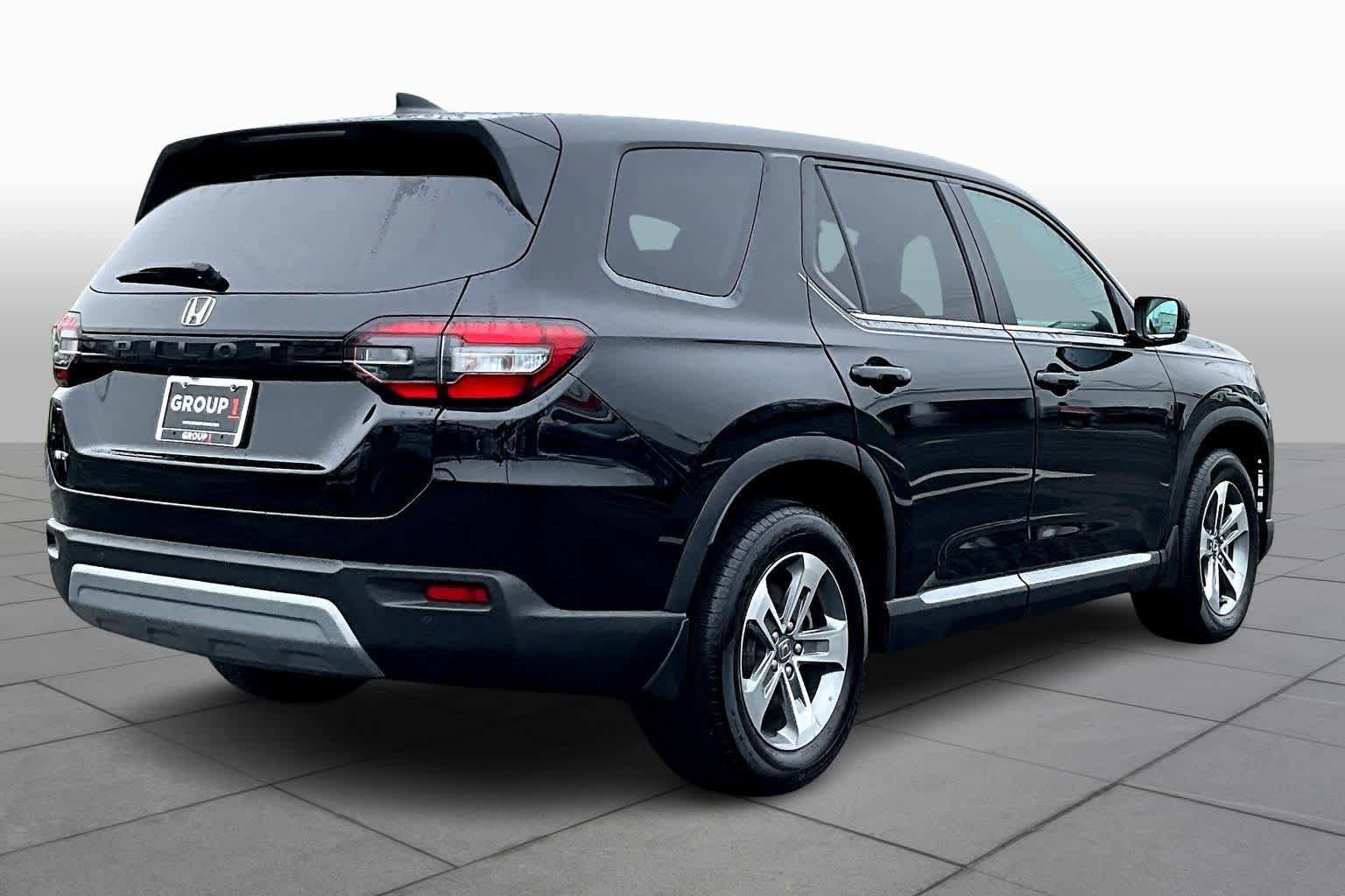 Used 2024 Honda Pilot EX-L image 13