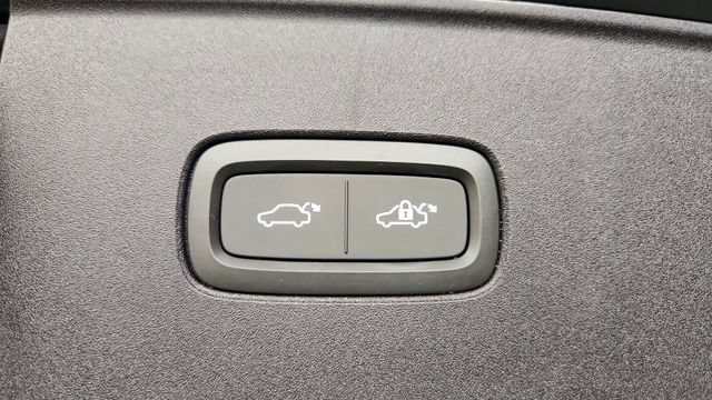 New 2026 Volvo EX90 Plus AWD/4WD image 44