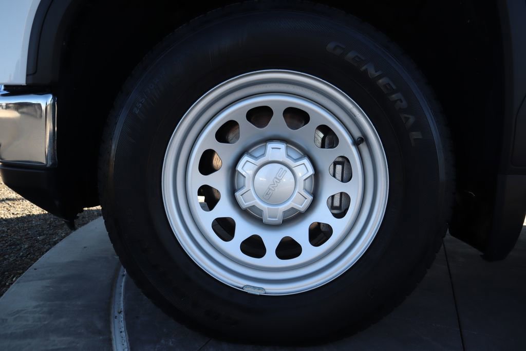 Used 2025 GMC Sierra 1500 Pro w/ Pro Value Package image 32