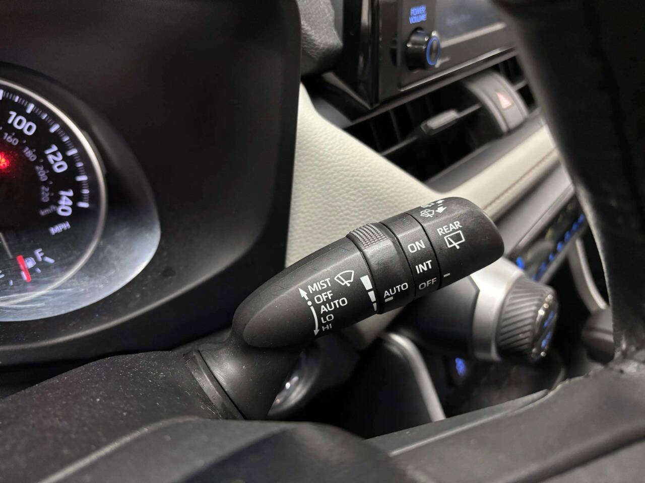 Used 2021 Toyota RAV4 XLE image 35