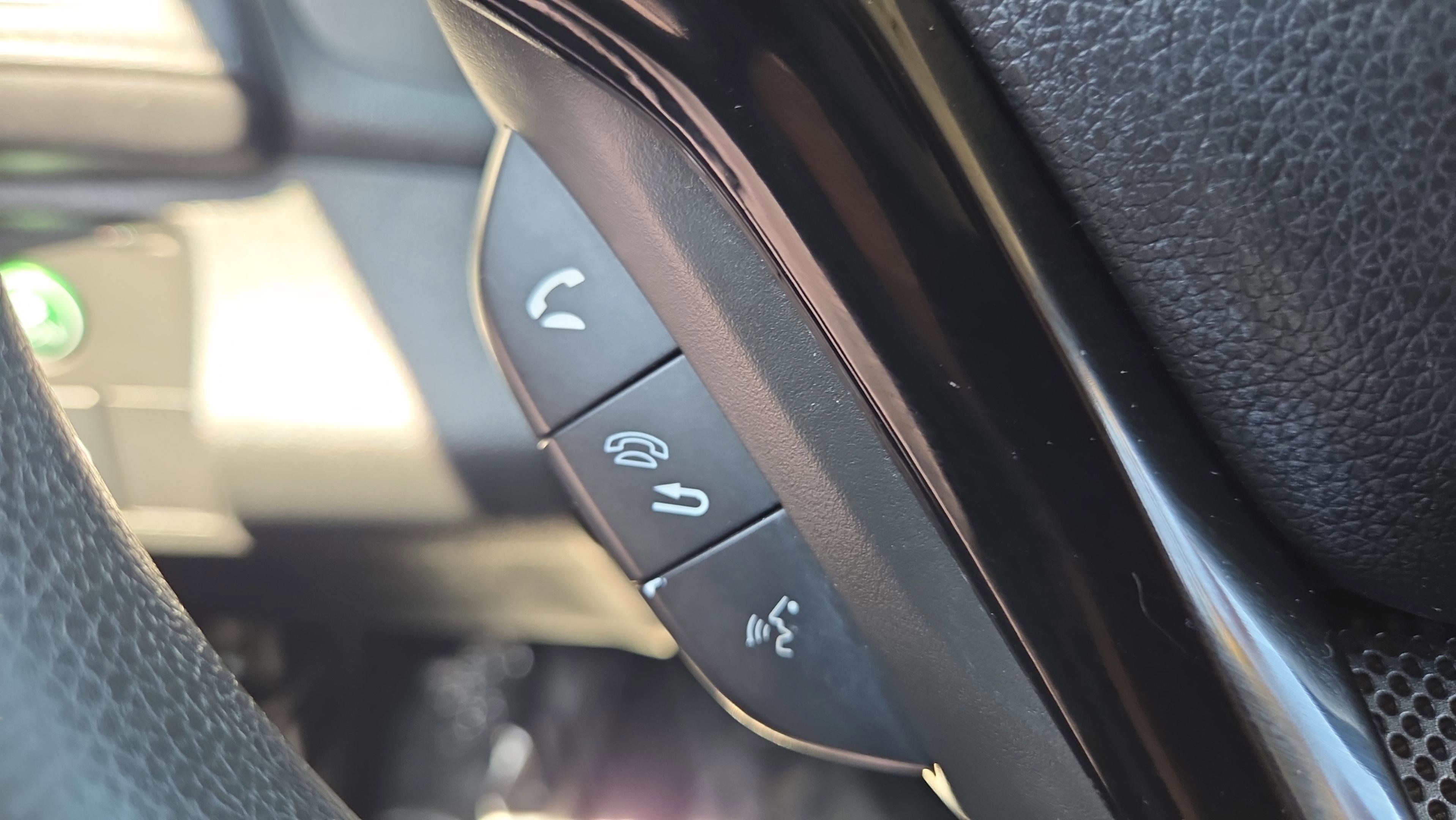 Used 2017 Honda HR-V LX image 25