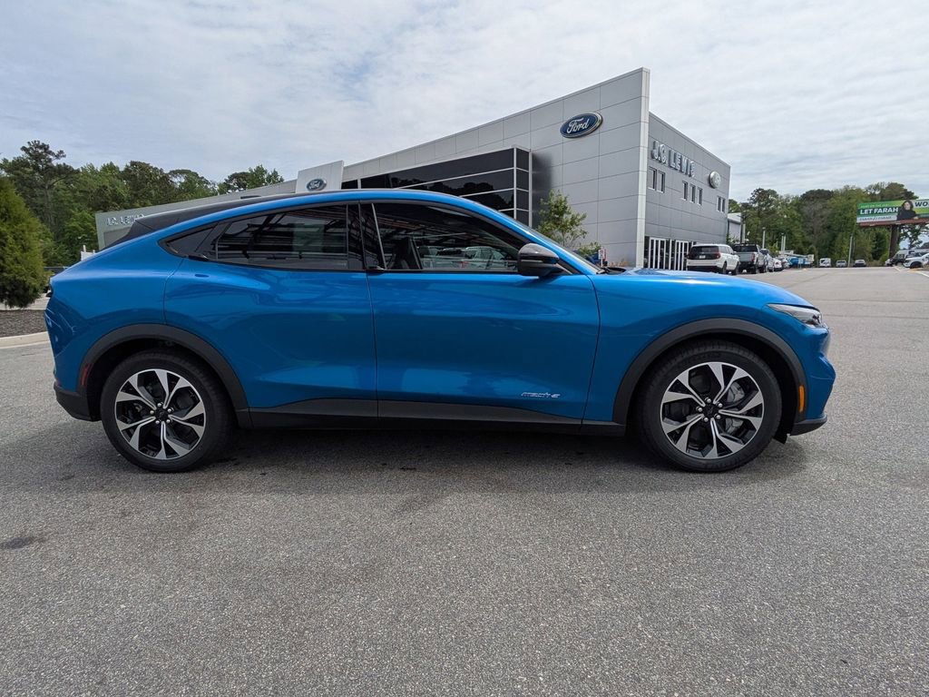 New 2026 Ford Mustang Mach-E Select RWD image 3