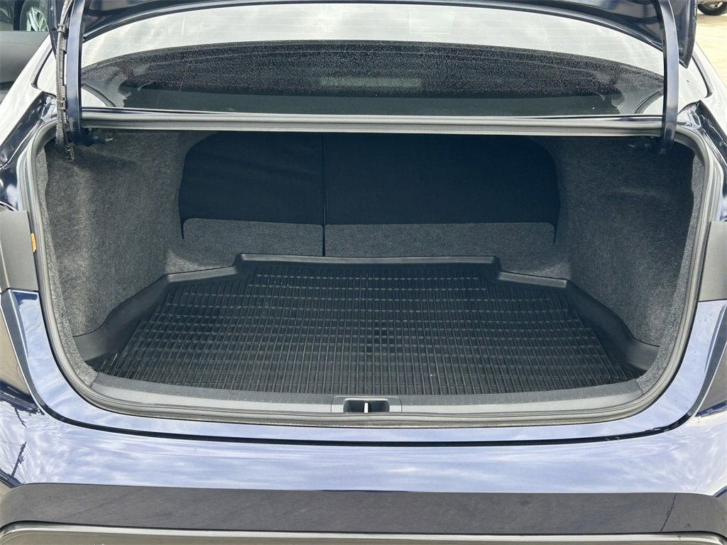 Used 2025 Toyota Corolla SE image 15