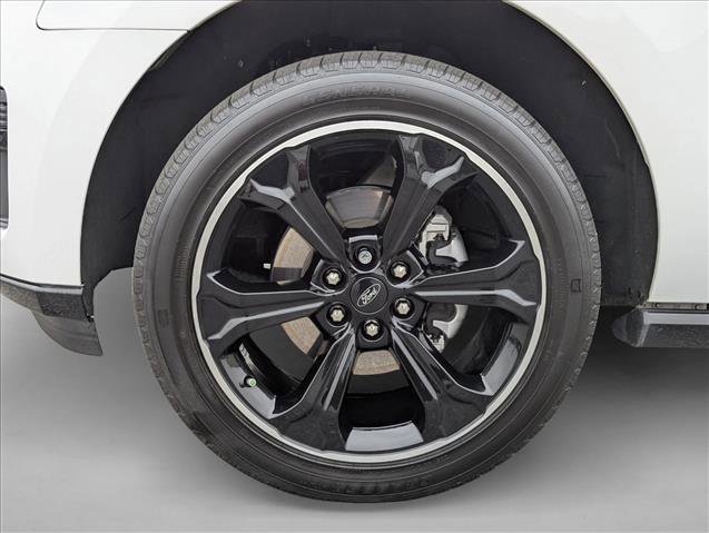 Used 2024 Ford Expedition Limited image 7