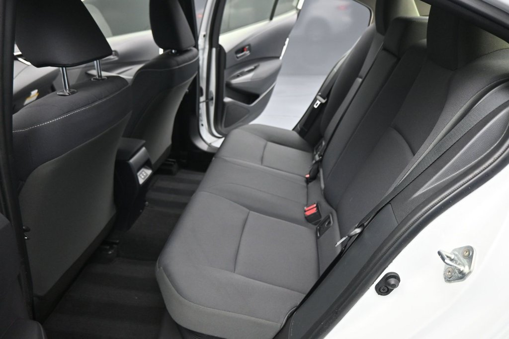 Used 2025 Toyota Corolla LE w/ Carpet Mat Package (TMS) FWD image 19