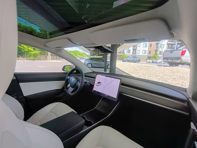 Used 2020 Tesla Model 3 Standard Range RWD image 56