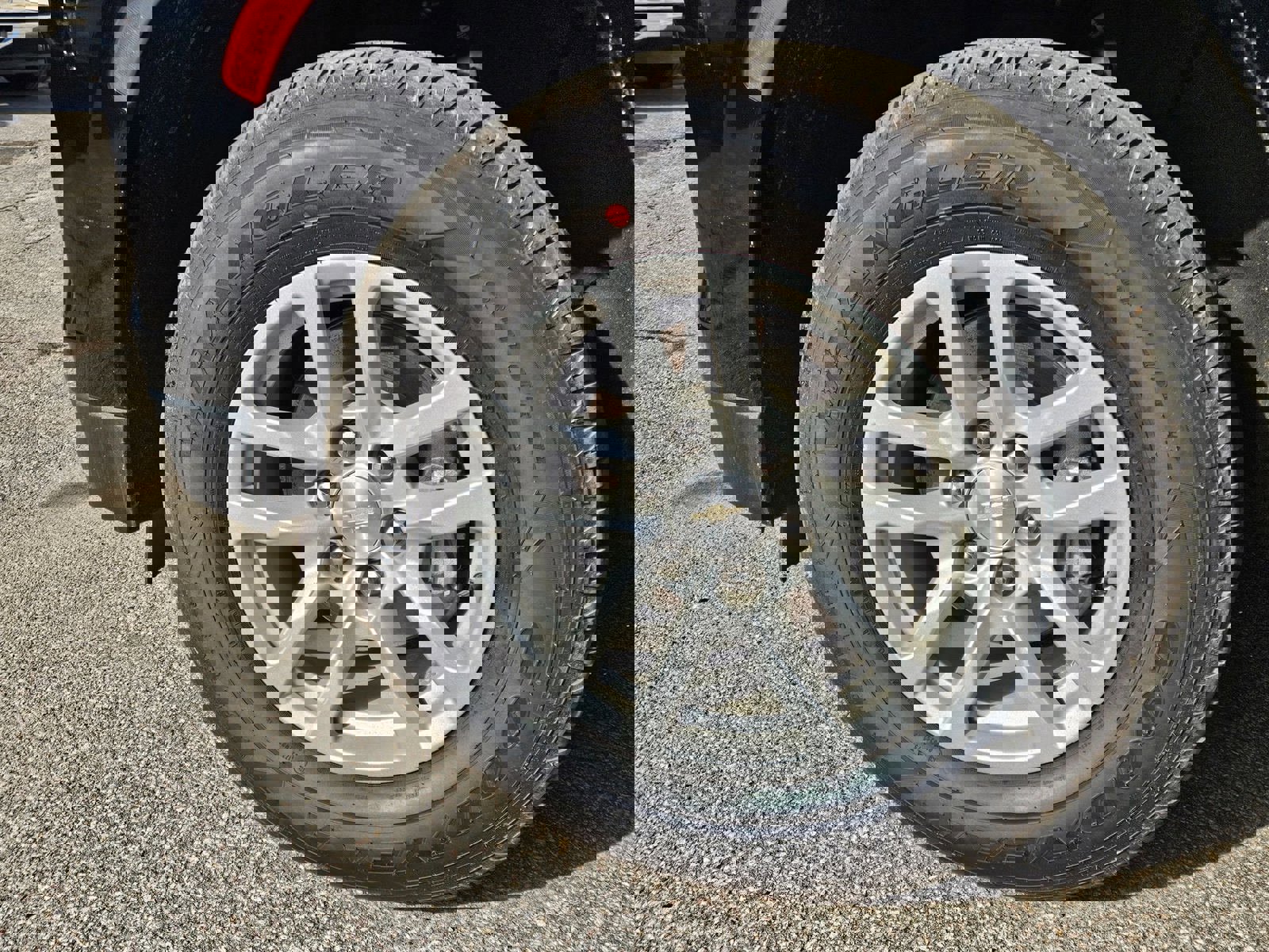 Used 2023 Chevrolet Tahoe LT image 32