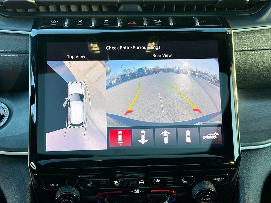 Used 2024 Jeep Grand Cherokee L Limited w/ Luxury Tech Group II image 35