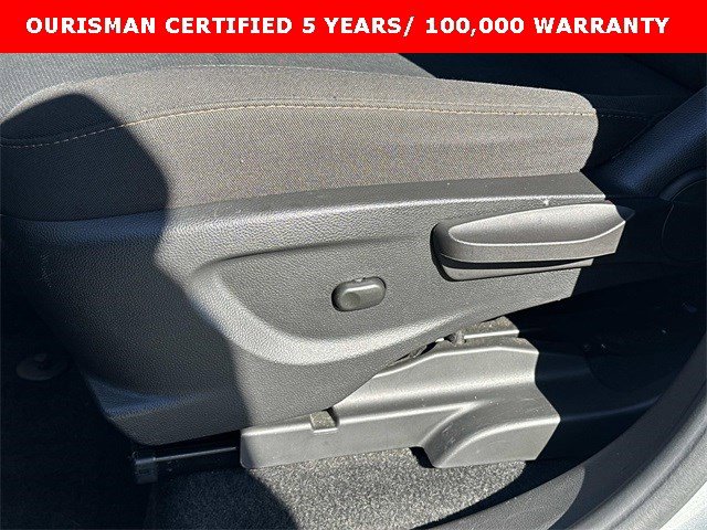 Certified 2022 Chevrolet Trax LS w/ Tint and Cruise Package image 17