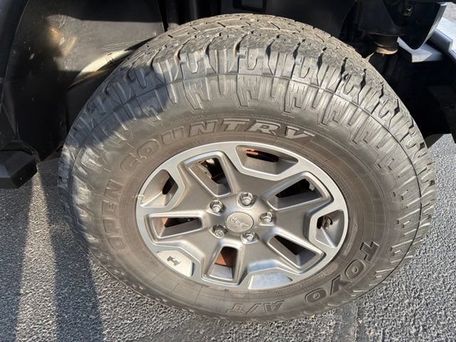 Used 2016 Jeep Wrangler Sport w/ Quick Order Package 24S AWD/4WD image 24