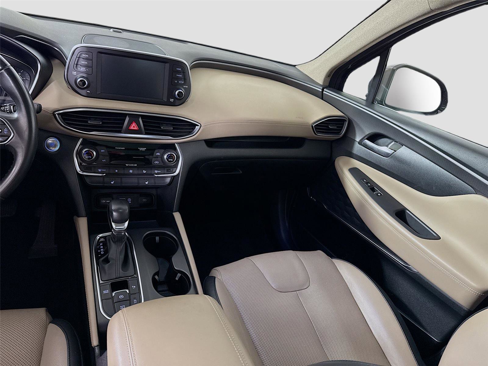 Used 2019 Hyundai Santa Fe Limited image 17