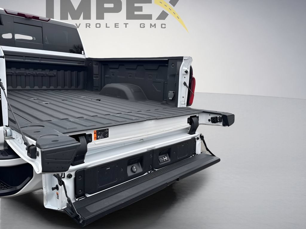 Used 2024 GMC Sierra 3500 Denali Ultimate AWD/4WD image 33