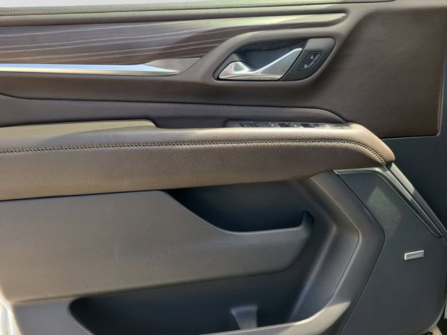 Used 2024 GMC Yukon Denali RWD image 18