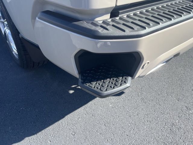 New 2026 Chevrolet Silverado 1500 High Country w/ High Country Premium Package image 9