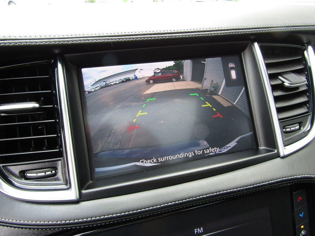 Used 2021 INFINITI QX50 Luxe AWD/4WD image 17
