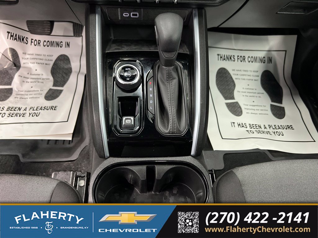 Used 2025 Chevrolet Colorado Trail Boss AWD/4WD image 29