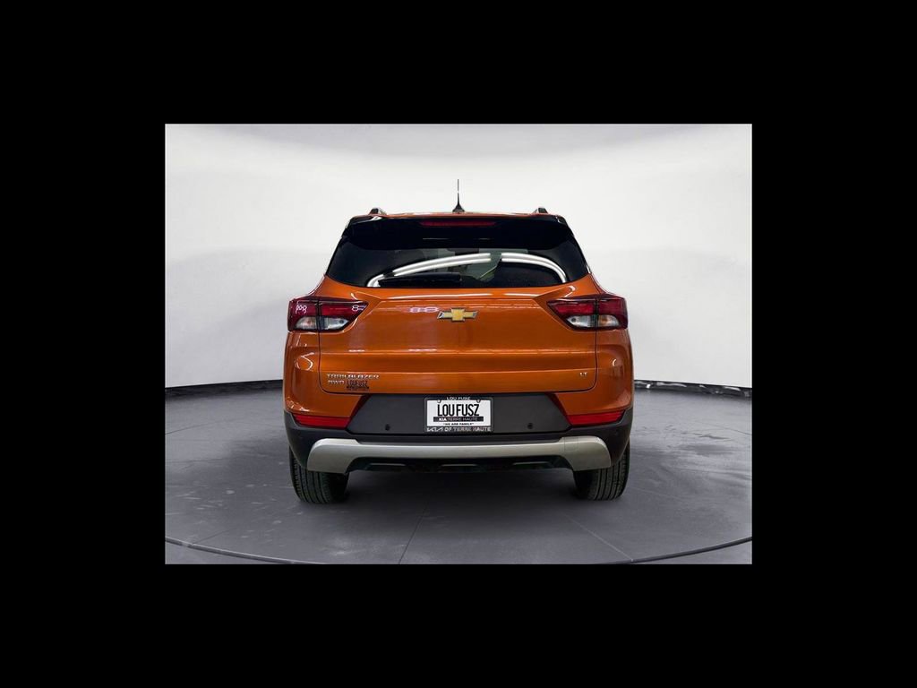 Used 2022 Chevrolet TrailBlazer LT w/ Driver Confidence Package AWD/4WD image 5