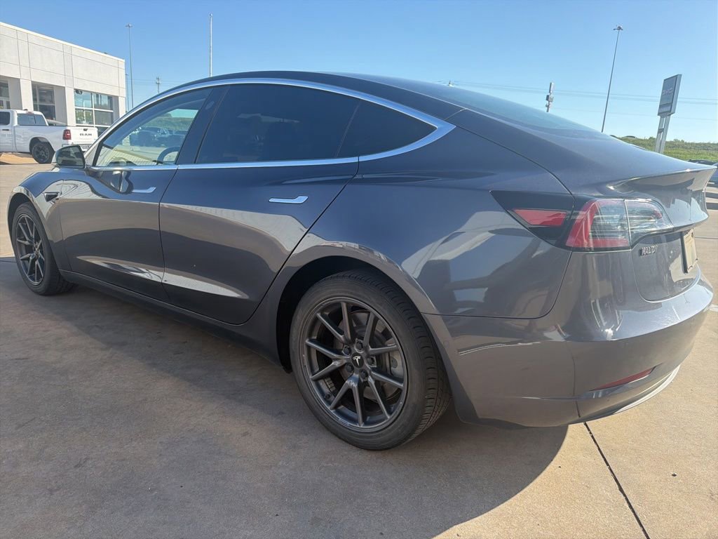 Used 2019 Tesla Model 3 Standard Range Plus RWD image 5