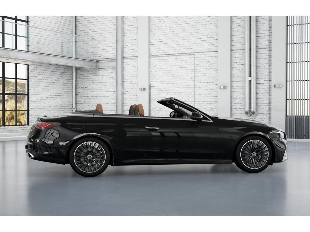 Certified 2025 Mercedes-Benz CLE 300 4MATIC Cabriolet image 17