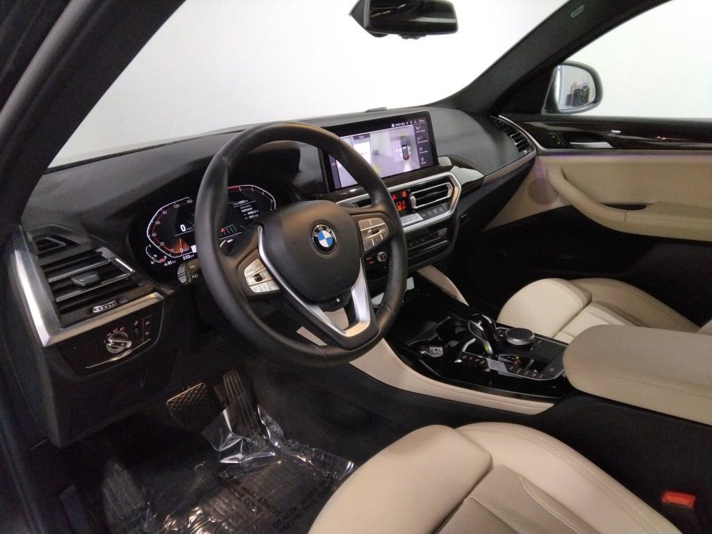 Used 2023 BMW X4 xDrive30i w/ Premium Package image 29