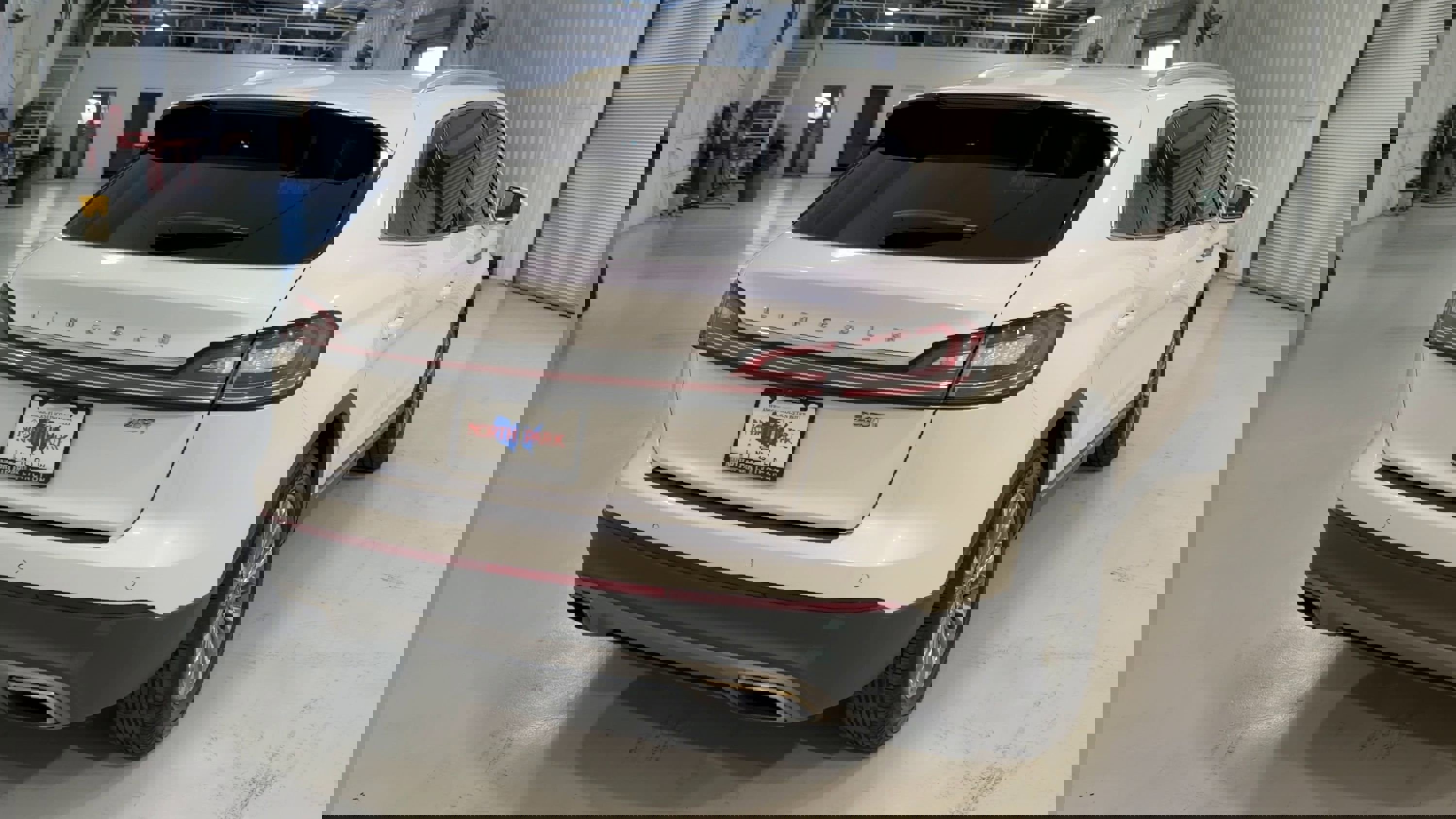 Used 2019 Lincoln Nautilus Select w/ Cargo Utility Package image 9