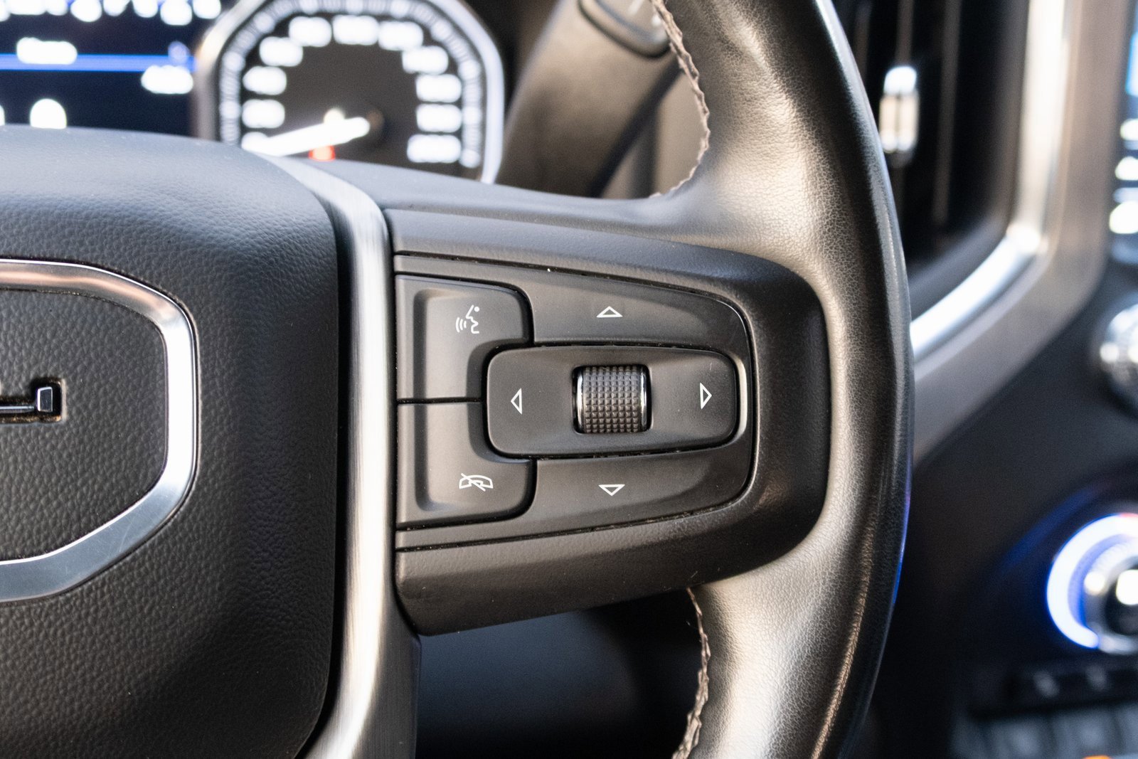 Used 2023 GMC Sierra 3500 Denali image 8