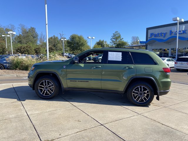Used 2020 Jeep Grand Cherokee Trailhawk AWD/4WD image 7