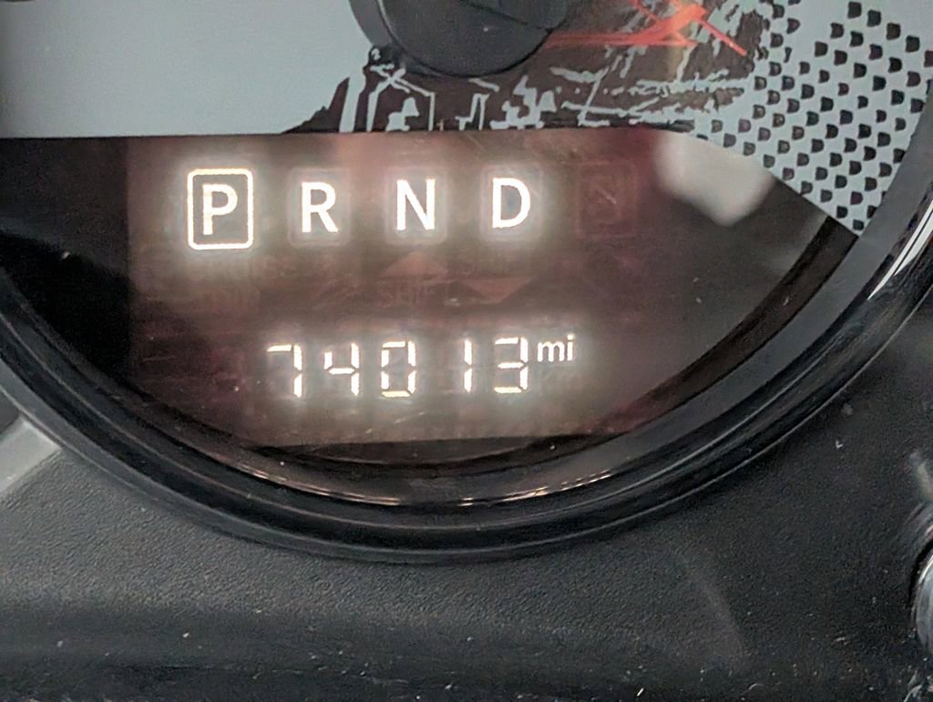 Used 2016 Jeep Wrangler Unlimited Sahara image 16