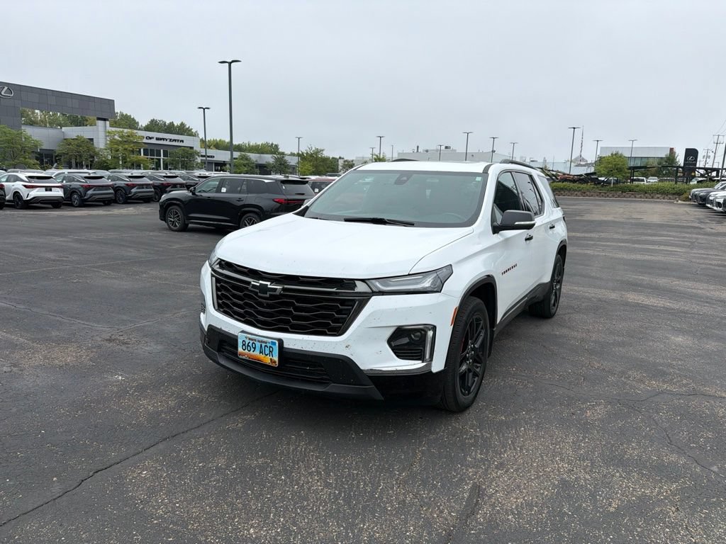 Used 2022 Chevrolet Traverse Premier w/ Redline Edition AWD/4WD image 11
