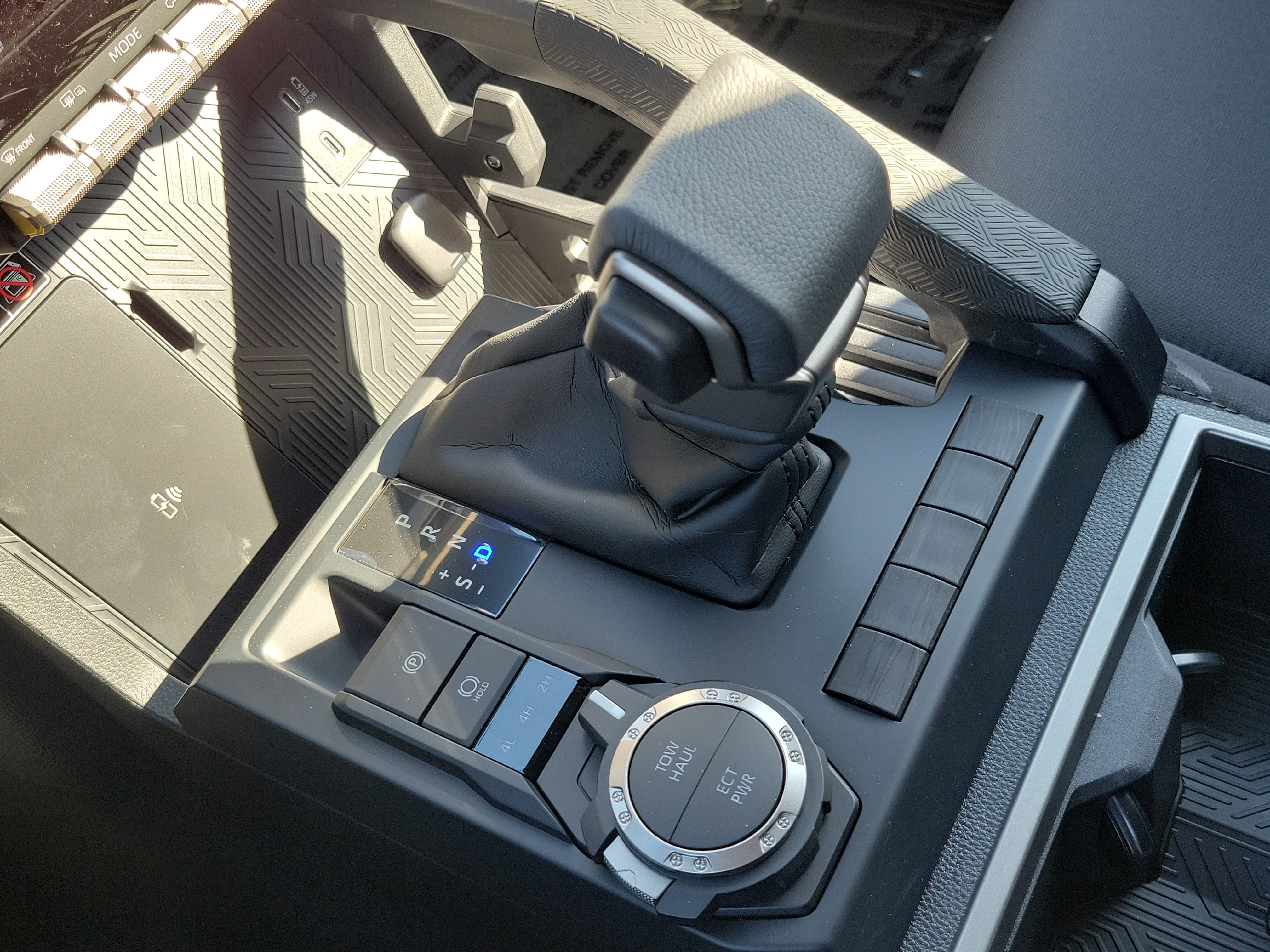 New 2026 Toyota Tacoma SR5 AWD/4WD image 33