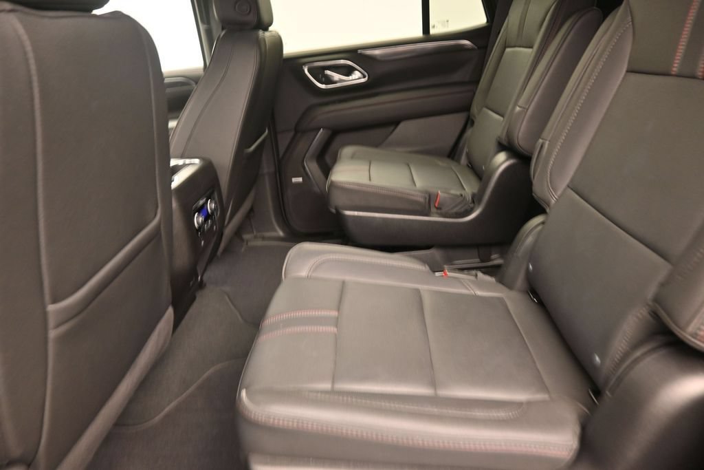 Used 2024 Chevrolet Tahoe RST w/ Luxury Package RWD image 14
