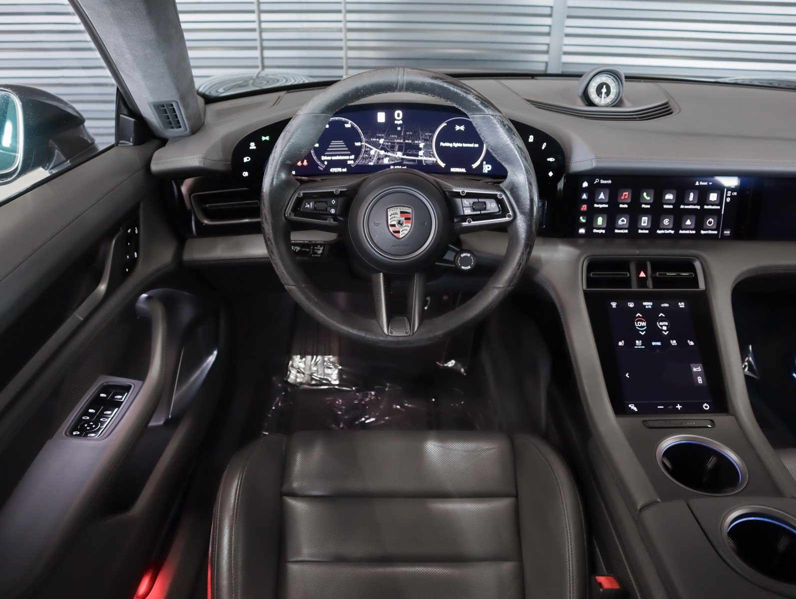 Used 2020 Porsche Taycan Turbo S AWD/4WD image 16