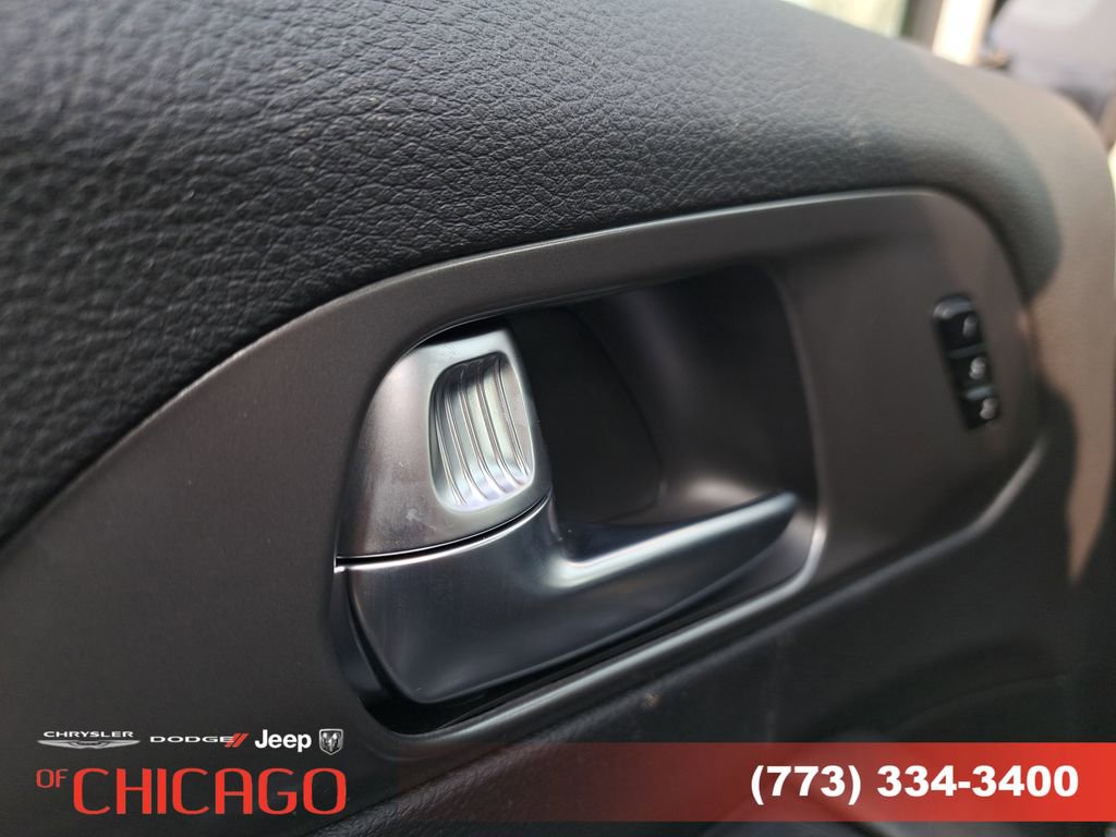 New 2026 Chrysler Pacifica Select image 22