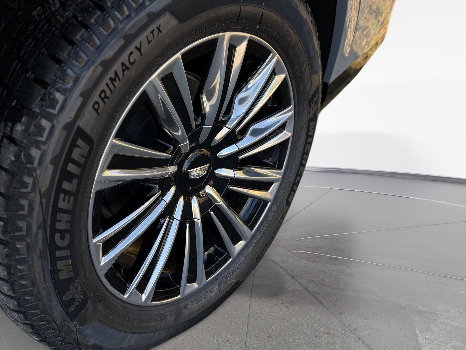 New 2026 Cadillac Escalade IQL Luxury image 13