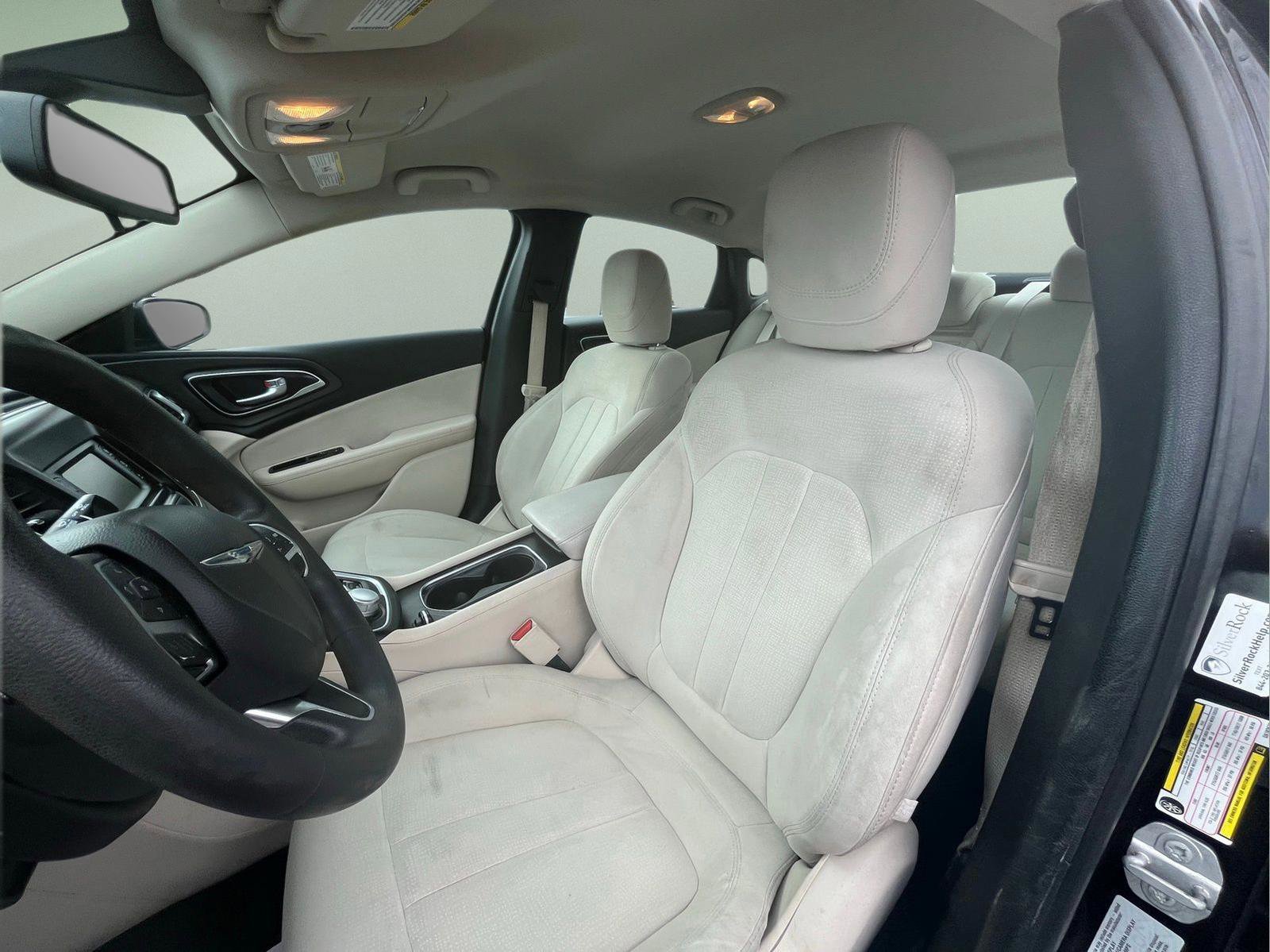 Used 2016 Chrysler 200 Limited image 11