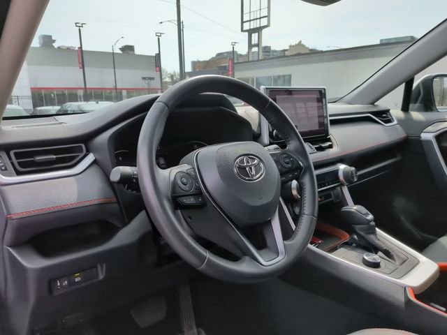 Used 2024 Toyota RAV4 Adventure image 27