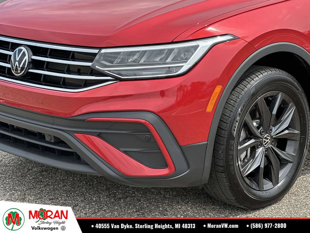 Certified 2024 Volkswagen Tiguan SE AWD/4WD image 7