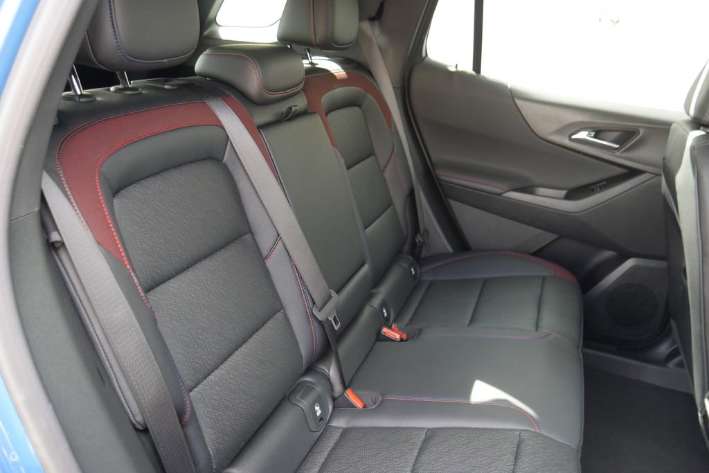 New 2026 Chevrolet Equinox RS image 25