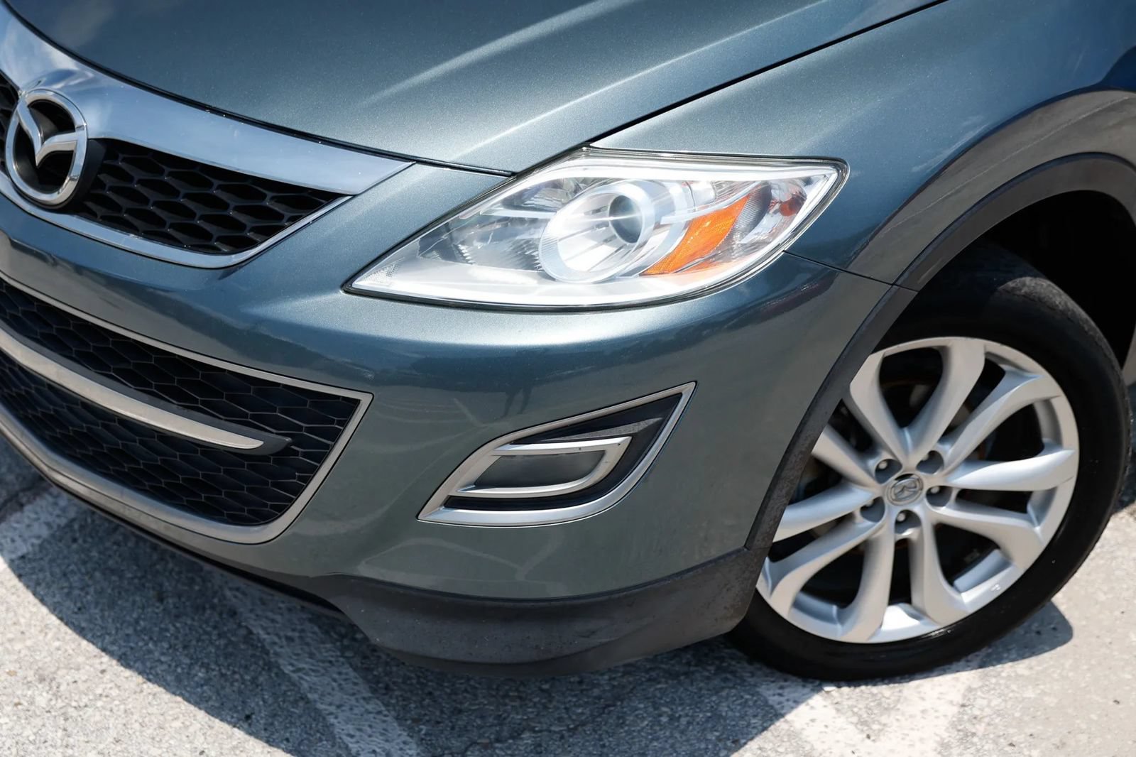 Used 2011 MAZDA CX-9 Grand Touring w/ Moonroof & Bose Audio Pkg FWD image 19