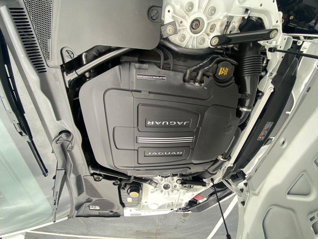 Used 2016 Jaguar F-TYPE Convertible image 28