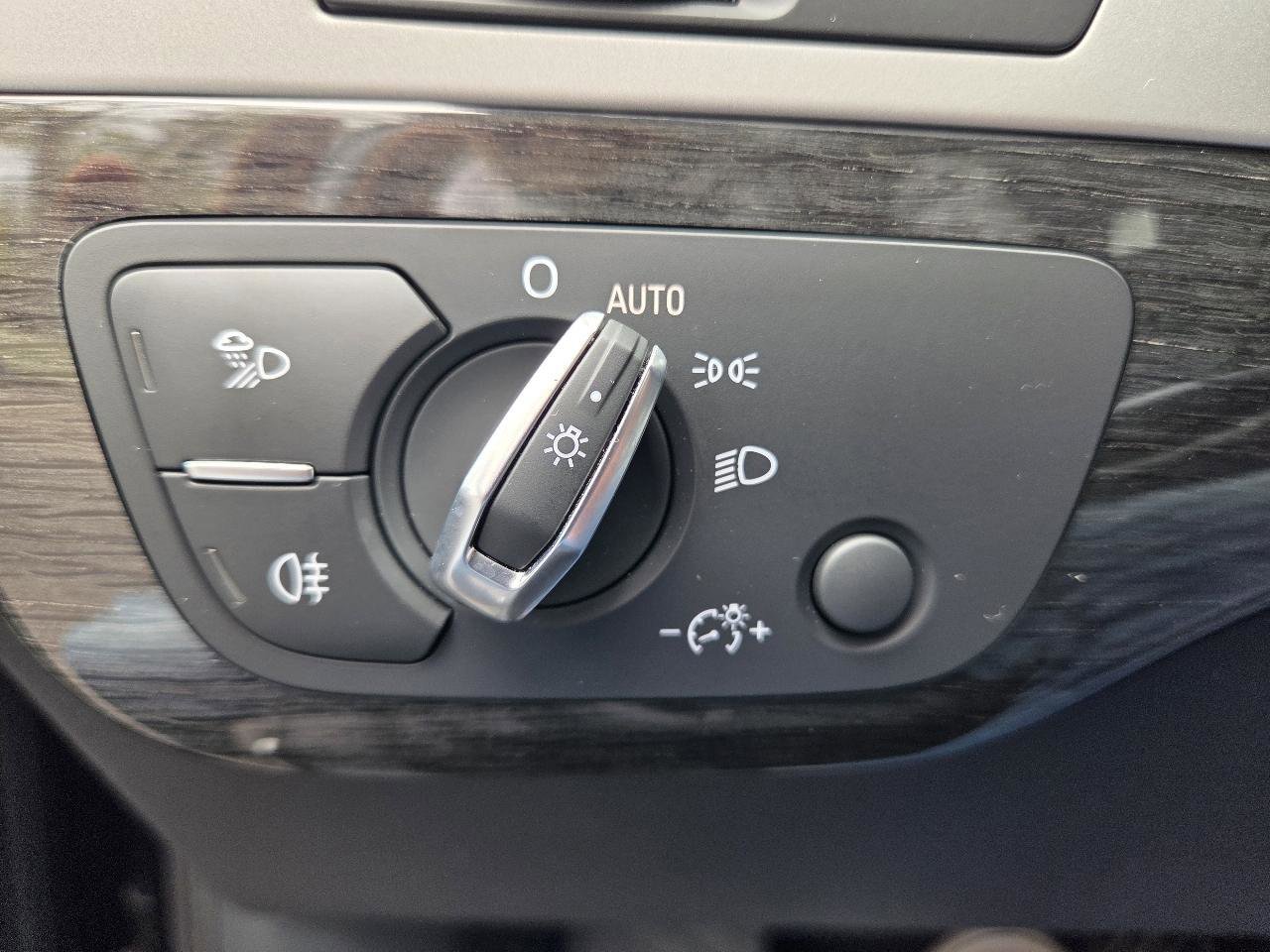 Used 2018 Audi Q7 2.0T Premium Plus w/ Premium Plus Package AWD/4WD image 29