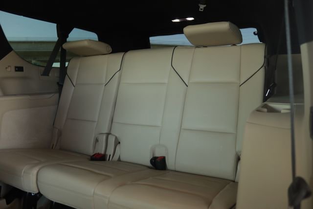 Certified 2022 Cadillac Escalade ESV Premium Luxury image 35