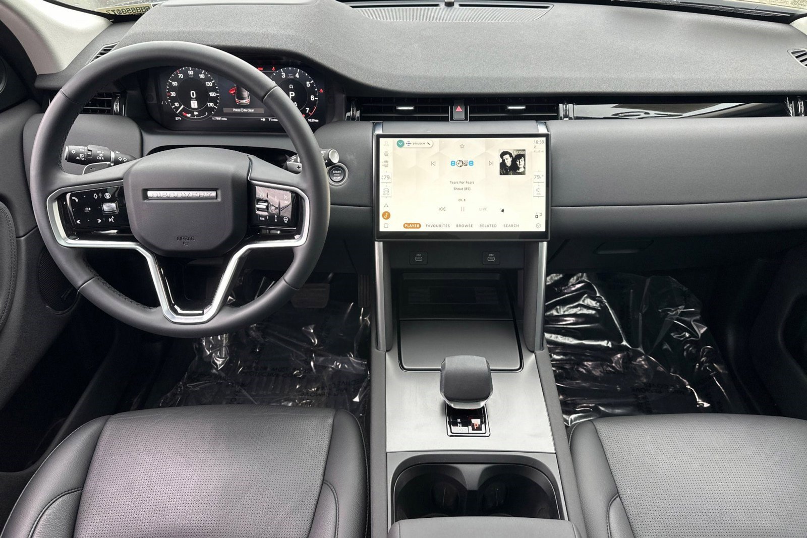 Certified 2025 Land Rover Discovery Sport S image 27